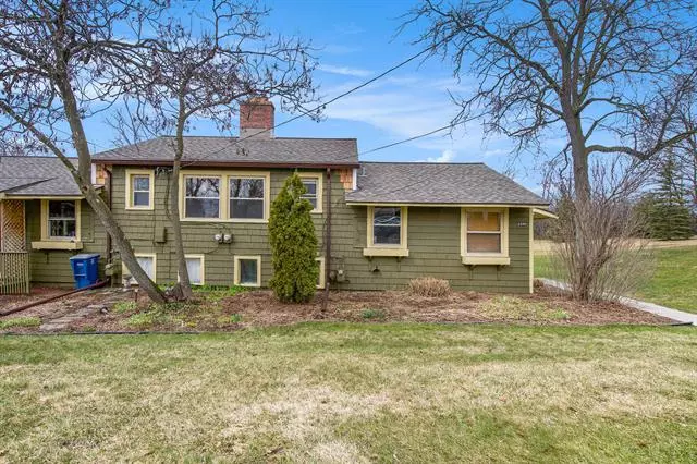 2338 Parkwood Avenue, Ann Arbor, MI 48104