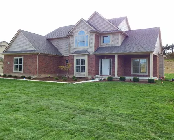 365 Arlington Dr, Saline, MI 48176
