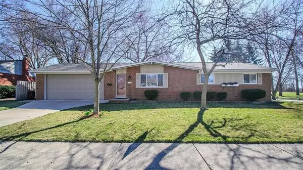 351 Nichols Drive, Saline, MI 48176