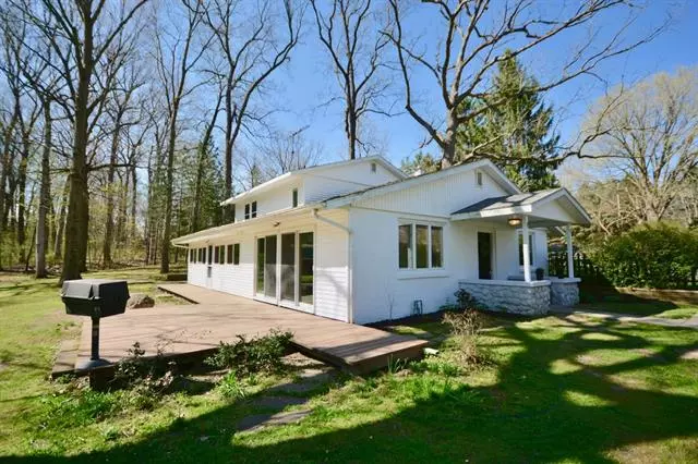 4497 Kalmbach Rd, Sylvan Twp, MI 49240