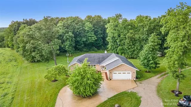 1600 Taylor Road, Franklin Twp, MI 49286