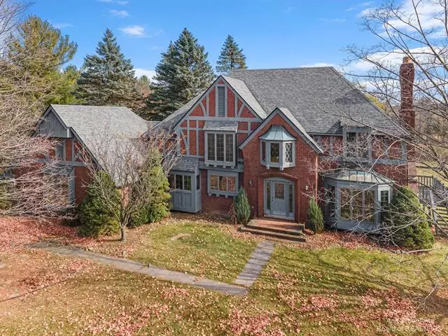 1863 Encore Ln, Scio Twp, MI 48103