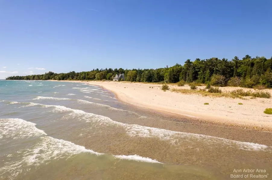 5 East Side Drive Modifier: VL, Beaver Island, MI 49782