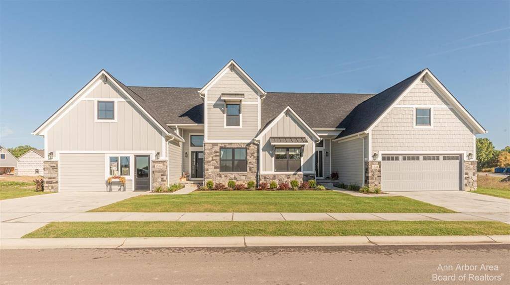 30 Black Cherry Lane, Saline, MI 48176