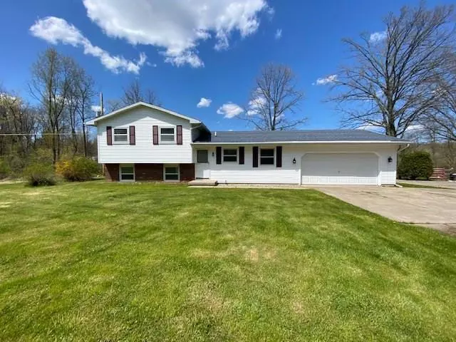 7619 LANSING AVE, Rives Twp, MI 49201