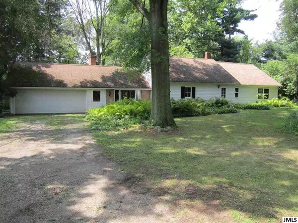 6606 S JACKSON RD, Summit Twp, MI 49201