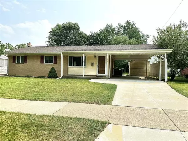 168 Wallace Drive, Saline, MI 48176