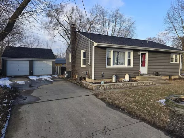 212 Cardinal CrescentT, Blackman Twp, MI 49202