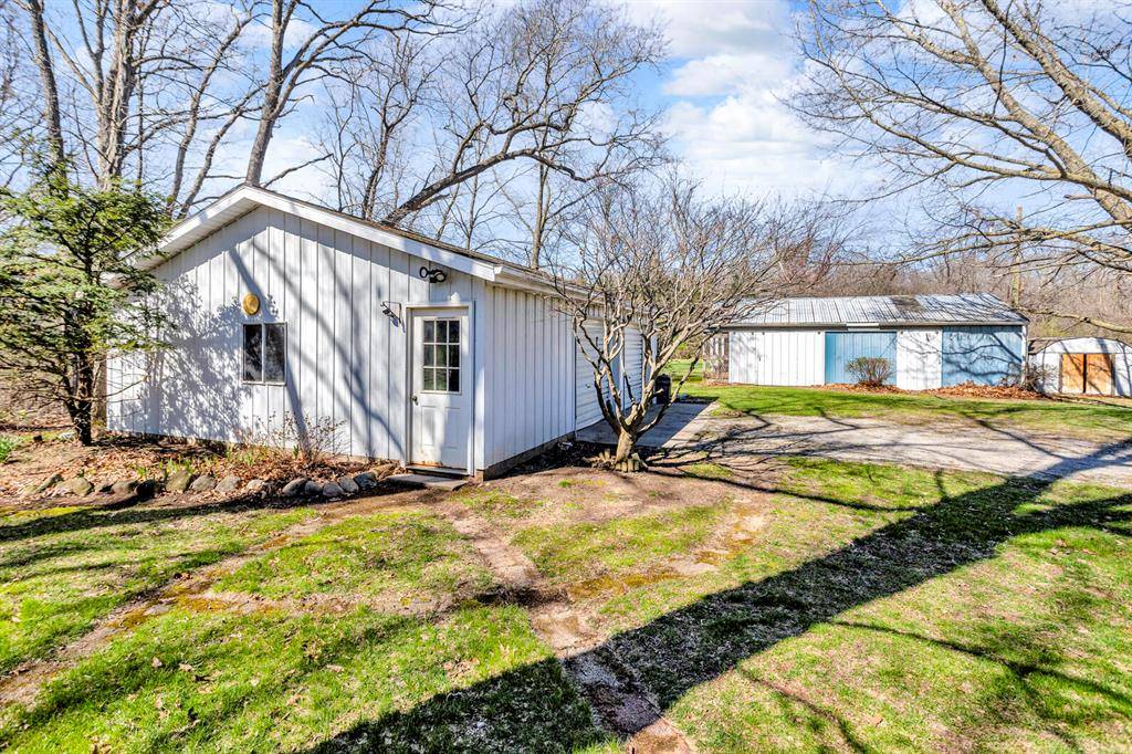 10900 Round Lake Road, Moscow Twp, MI 49246