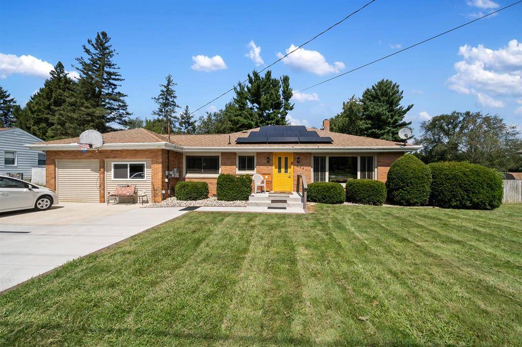 2250 Saines Manor Drive, Blackman Twp, MI 49201
