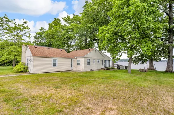 8370 Horton Beach Road, Rollin Twp, MI 49253