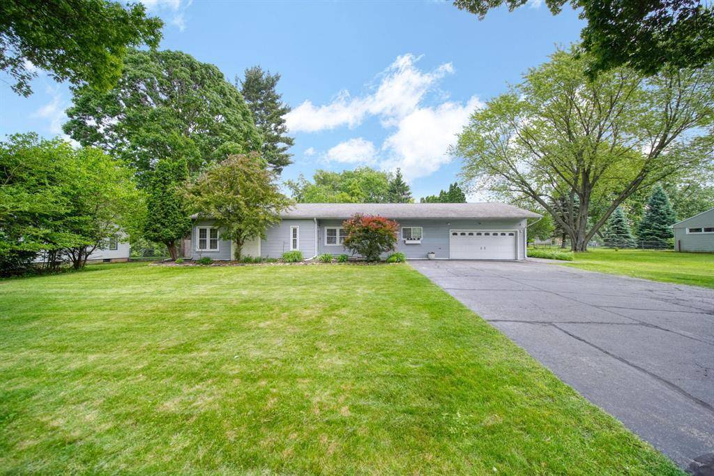163 Robinson Road, Blackman Twp, MI 49203