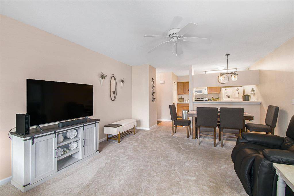 Summit Twp, MI 49203,749 W Barrington Circle