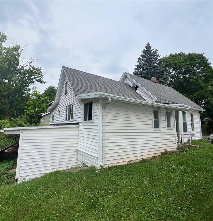 Jackson, MI 49201,515 W Trail Street