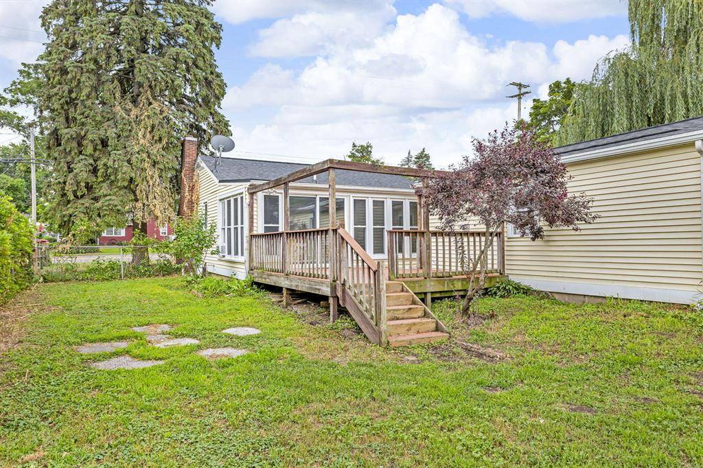 Jackson, MI 49202,1100 E North Street