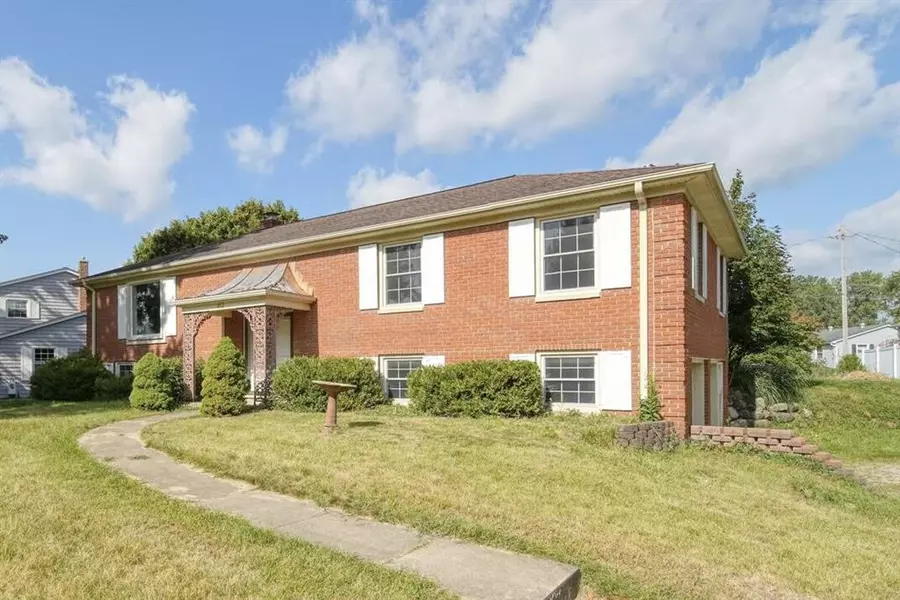 812 Hazelwood Boulevard, Summit Twp, MI 49203