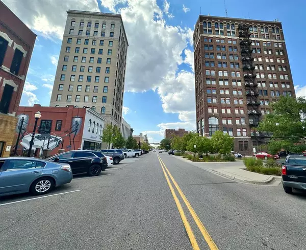 Jackson, MI 49201,143 W Michigan Avenue
