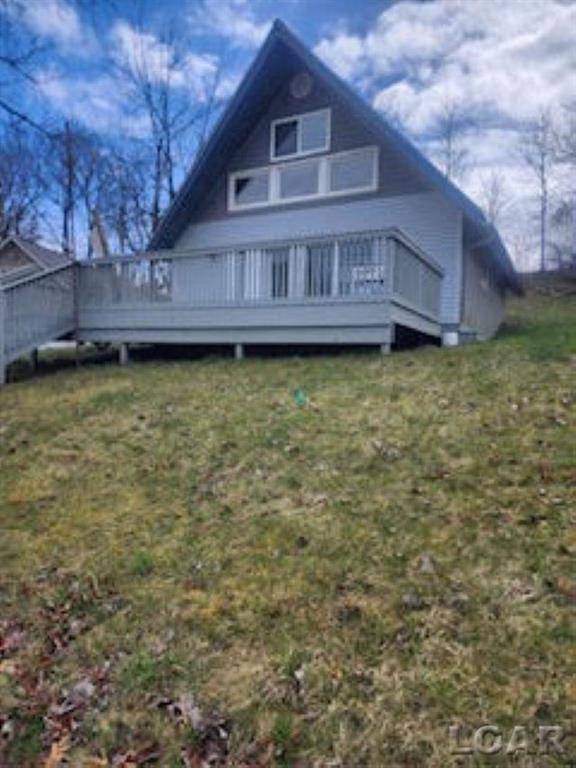 7081 Walnut Hill Road, Manitou Beach, MI 49253