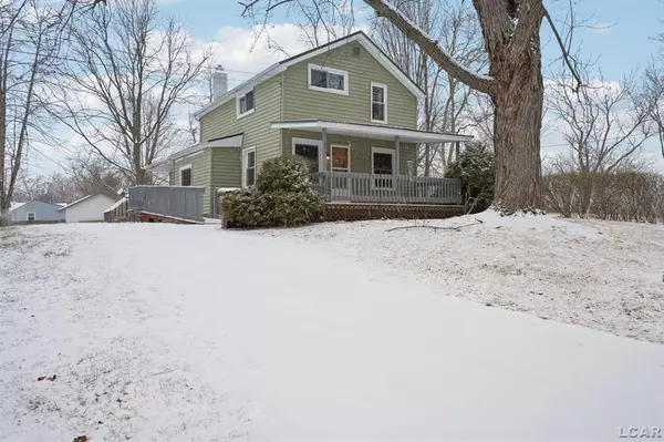 909 Comstock Street, Adrian, MI 49221