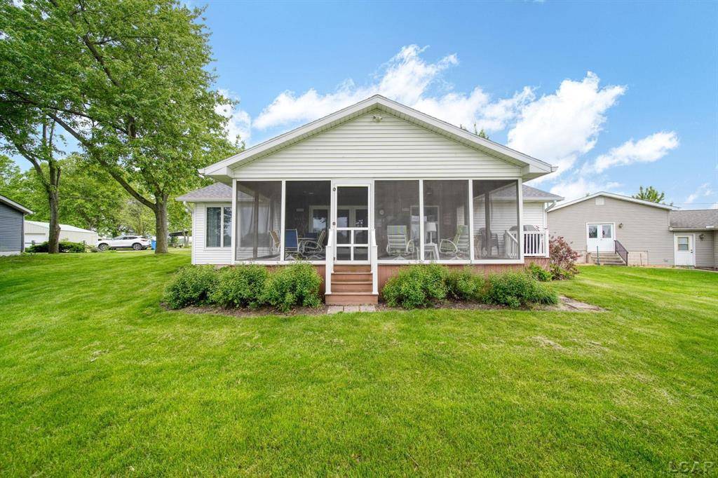 227 Lake View Drive, Hudson Twp, MI 49247