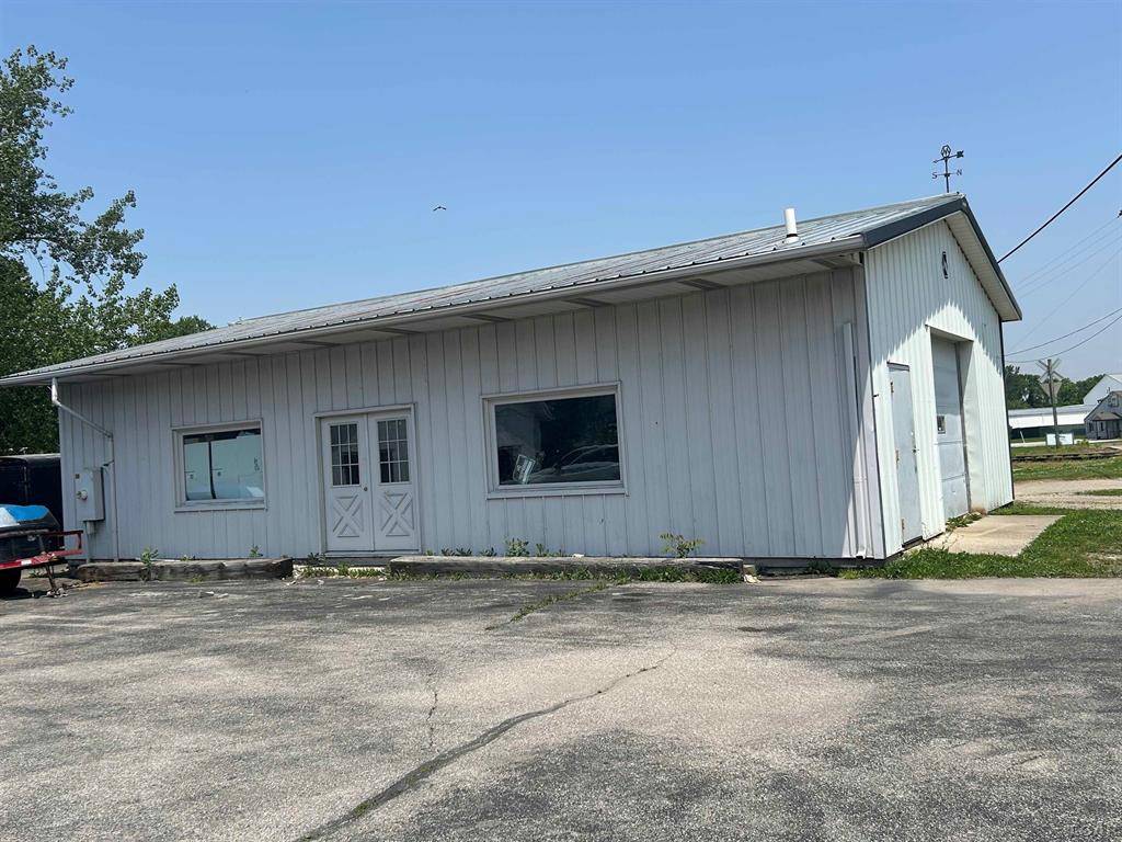 Blissfield Vlg, MI 49228,321 E ADRIAN Street