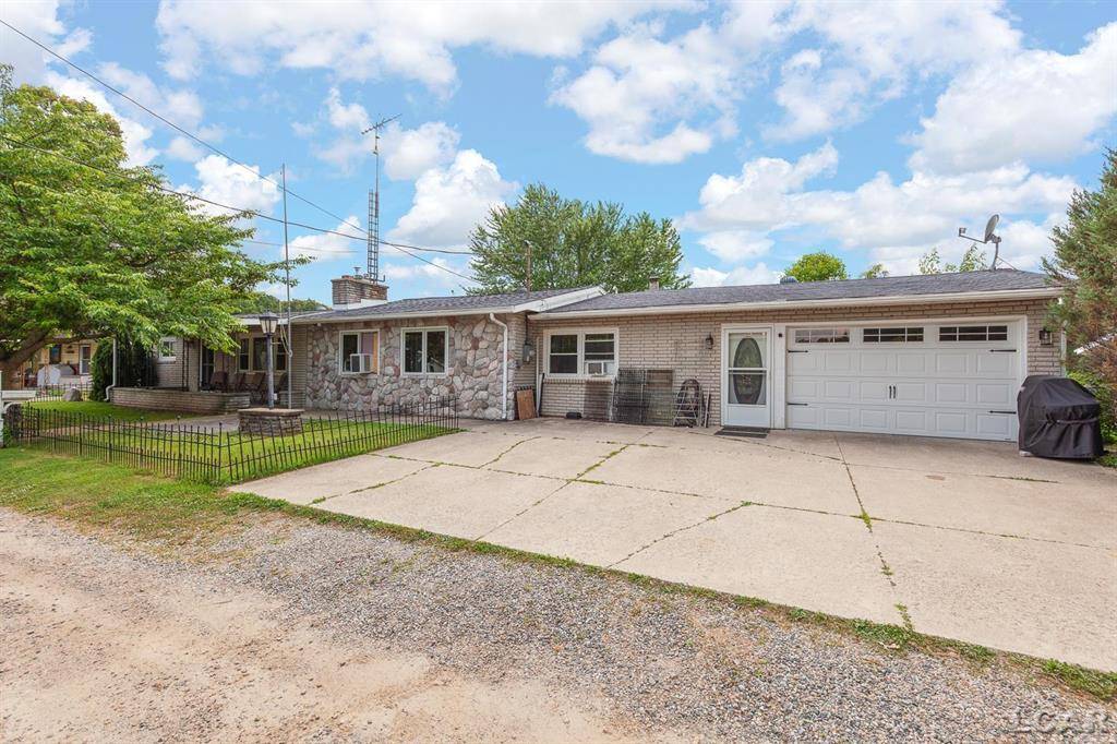 Cambridge Twp, MI 49230,753 Vaniman Island Drive