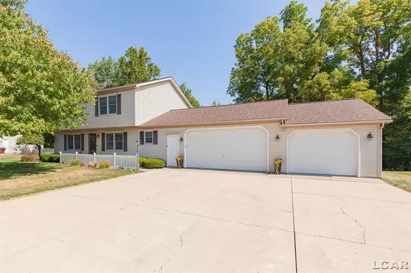 2306 WOODLAWN Lane, Adrian Twp, MI 49221