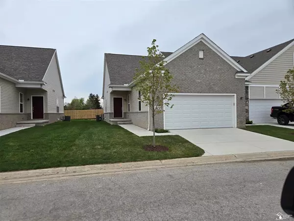 809 Plum Village Drive Unit 56, Raisinville Twp, MI 48161