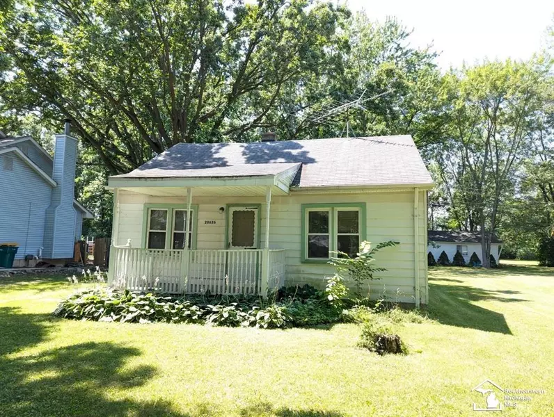 28626 Relda Drive, Brownstown Twp, MI 48183