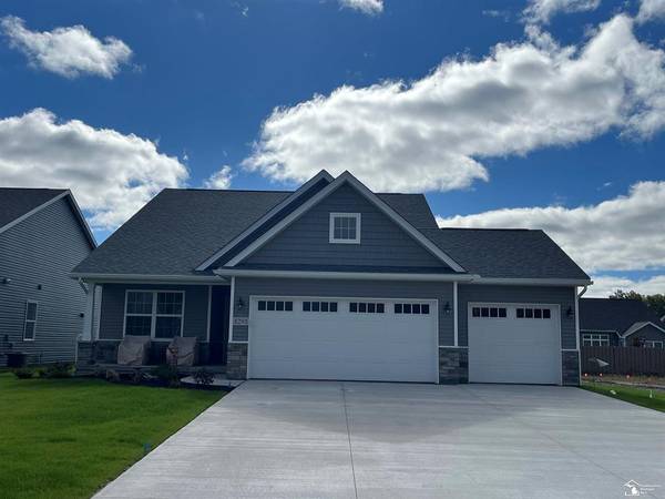 8285 Grande Lake Circle,  Temperance,  MI 48182