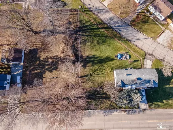 Monroe Twp, MI 48162,1041 Detroit Avenue