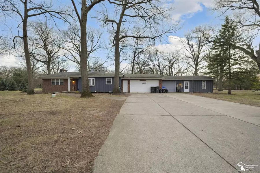 4285 smith Road, Bedford Twp, MI 48144