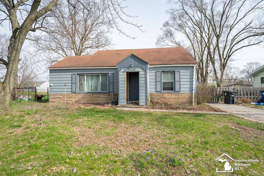 35132 Avondale Street, Westland, MI 48186