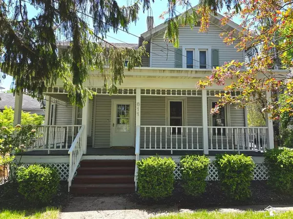 Adrian, MI 49221,611 W Maumee Street