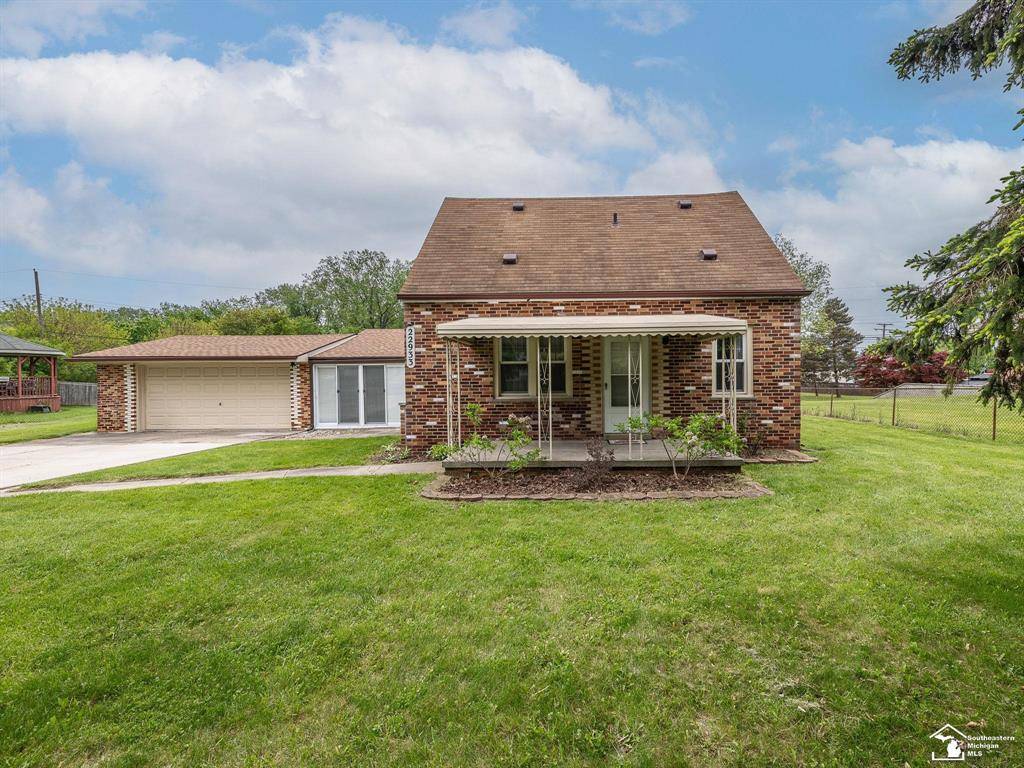 22933 Monterey Drive, Woodhaven, MI 48183