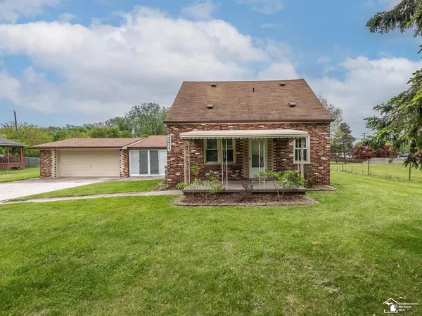 22933 Monterey Drive, Woodhaven, MI 48183