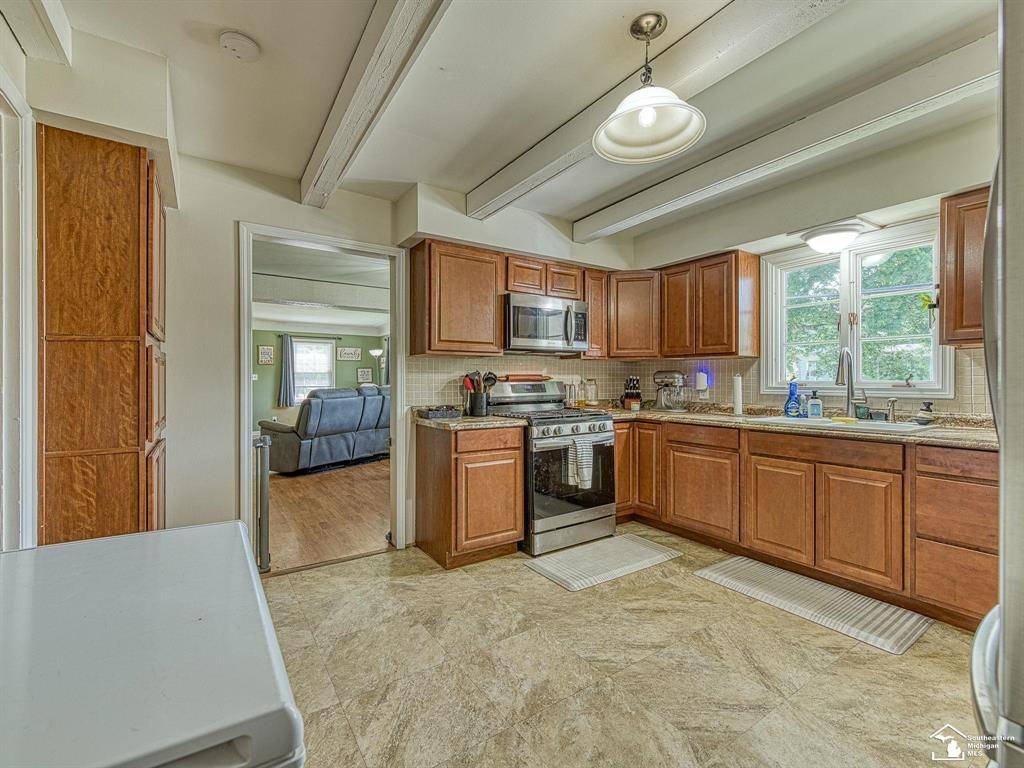 Monroe, MI 48161,424 W 4th Street