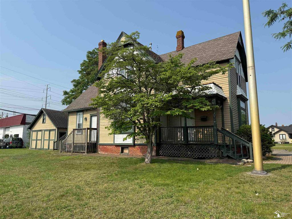 Wayne, MI 48184,34905 E Michiagn Avenue