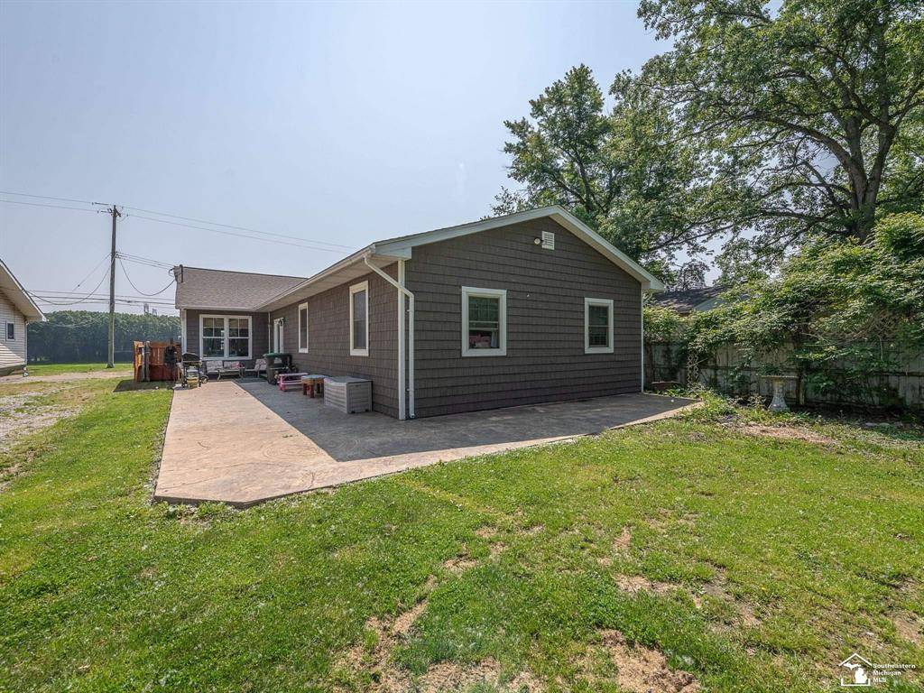 Exeter Twp, MI 48117,9601 Exeter Road