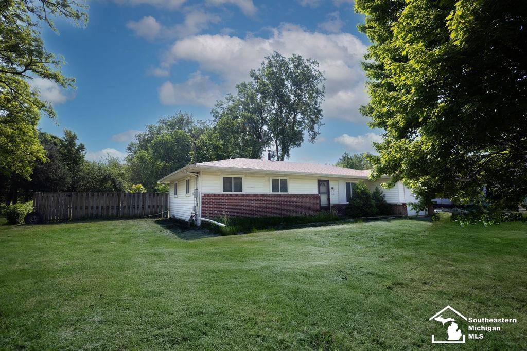 6200 Jackman Road, Bedford Twp, MI 48182