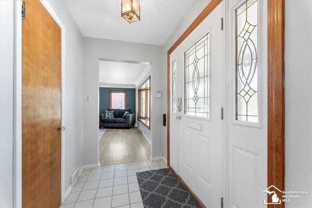 Wyandotte, MI 48192,1617 Davis Street
