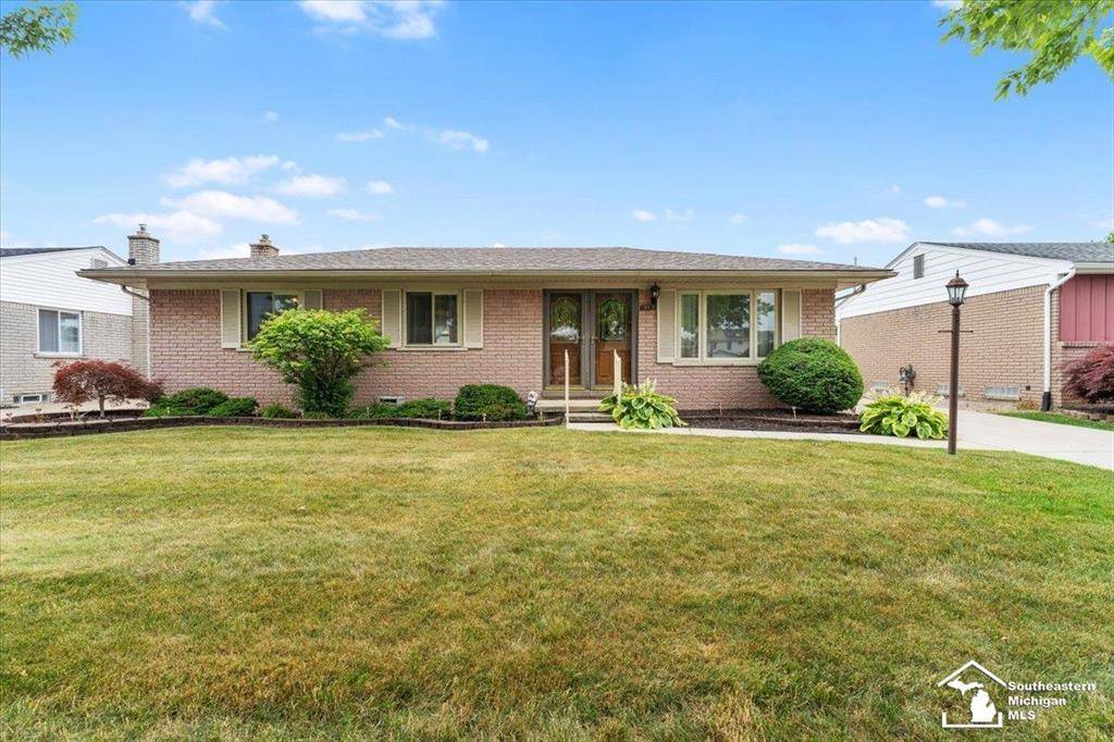 15930 Drysdale Street, Southgate, MI 48195