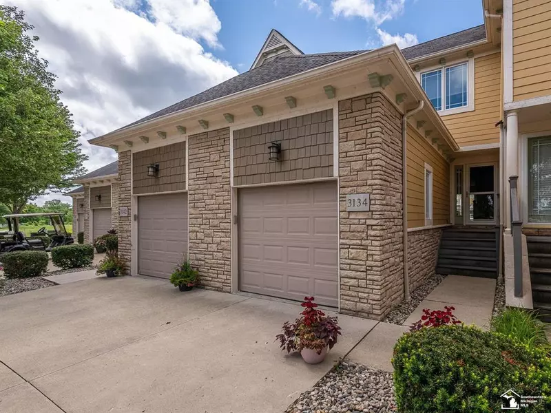3134 Charme Harbor Drive, Frenchtown Twp, MI 48162