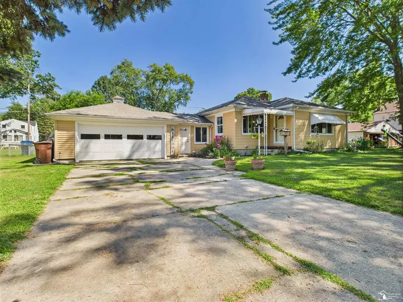 2080 Hollywood Drive, Frenchtown Twp, MI 48162