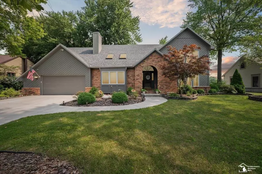 5542 Raven Parkway Avenue, Monroe Twp, MI 48161