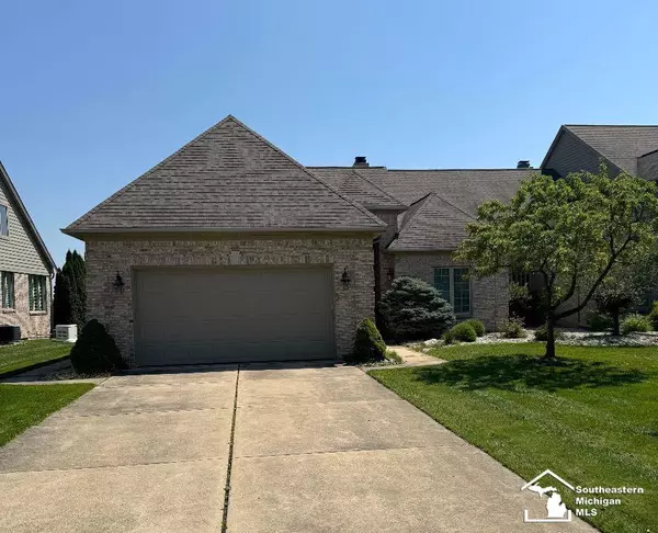 947 Saint James Park Avenue, Monroe Twp, MI 48161