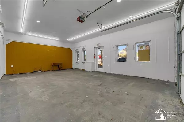 Southgate, MI 48195,13117 Eureka Road