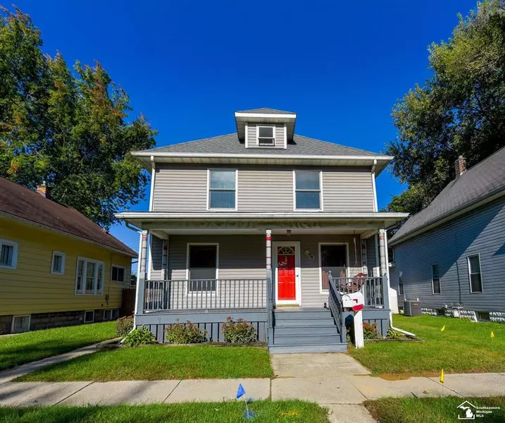 824 Smith Street, Monroe, MI 48161