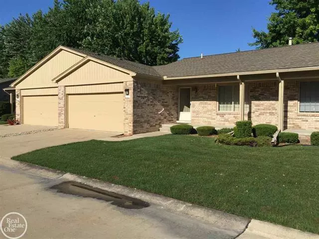 41615 Janet Ct., Clinton Township, MI 48038