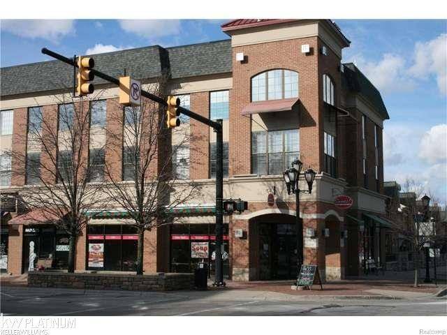 3393 Auburn Rd Loft 2, Auburn Hills, MI 48326